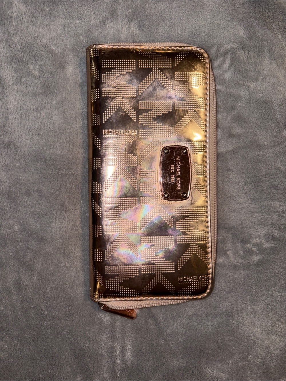Michael Kors Metallic Nude Zip Wallet in Blush Gold